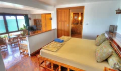 Hong_5_living_room_4